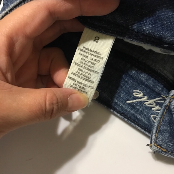 2 pair of American Eagle denim shorts Size 2 - Picture 4 of 6